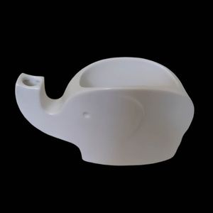 Fred Oliver Ceramic Elephant Bowl